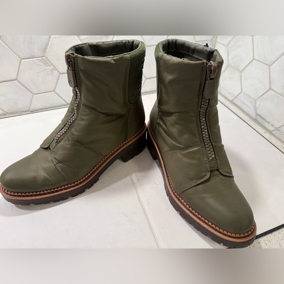 Sam Edelman Jalissa Army Green Waterproof Puffer Boots Leather & Fabric Size 6.5 - Picture 6 of 11